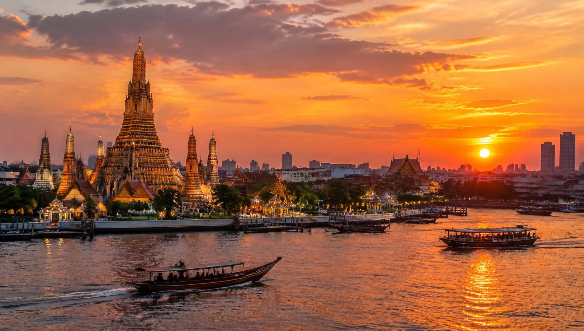 Sunset in Bangkok